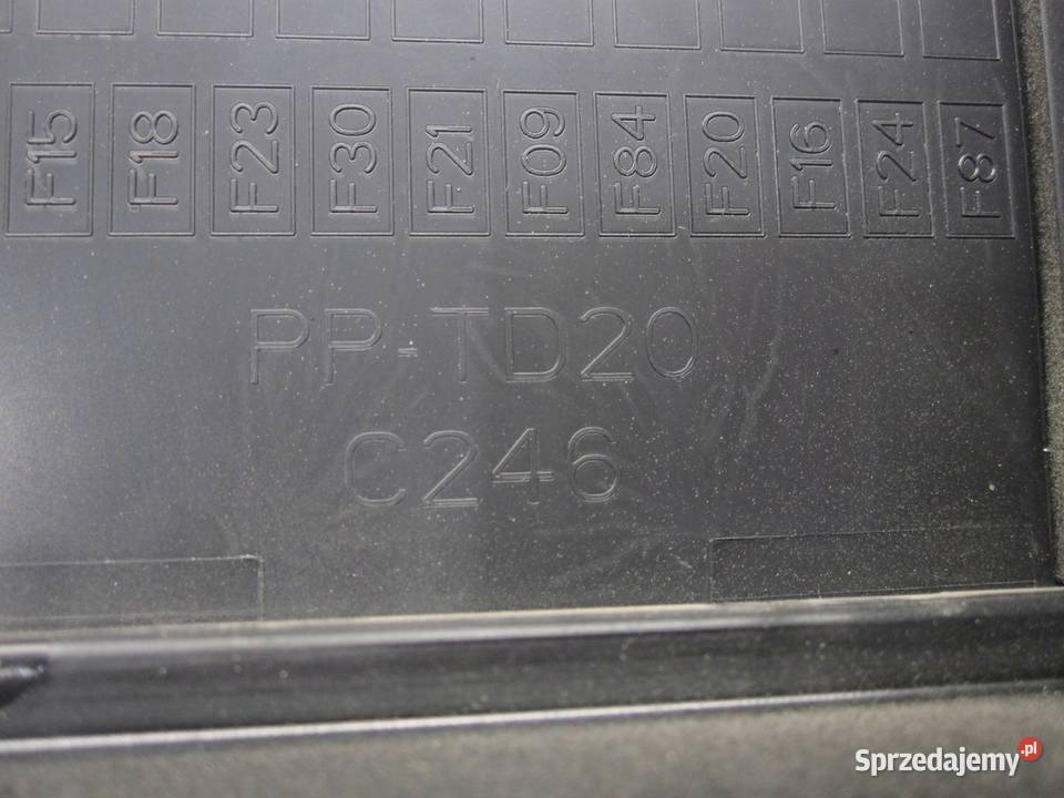 FIAT 500 09r skrzynka bezpieczników 51807674 Kielce sprzedam