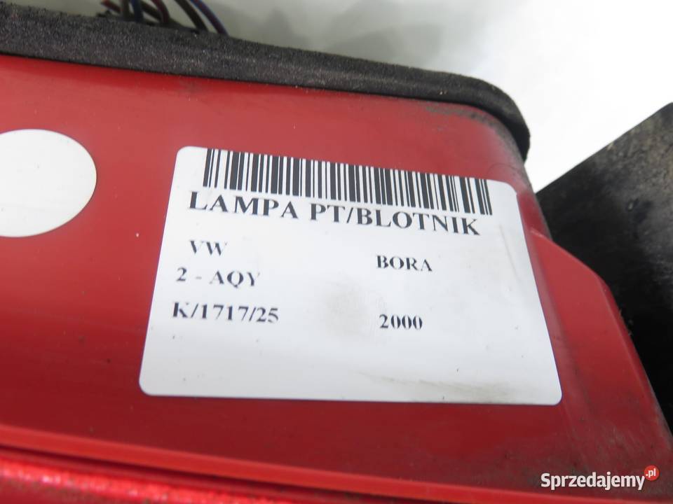 LAMPA PRAWA TYLNA VW BORA 1J5945096AA