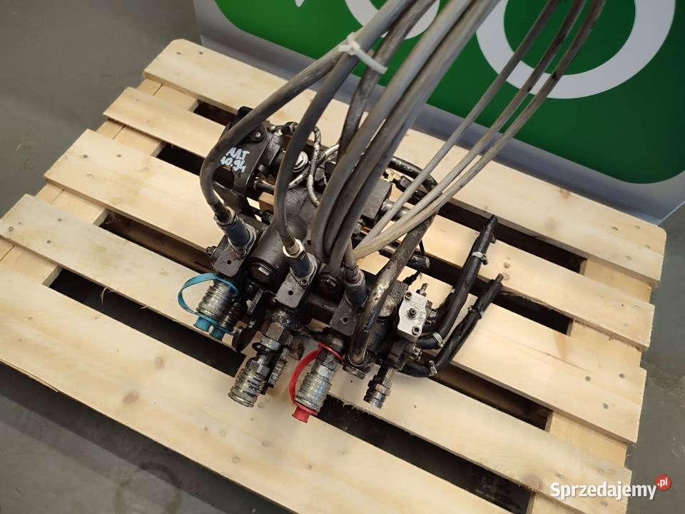 Rozdzielacz hydrauliczny 227397 77000273 Renault sprzedam