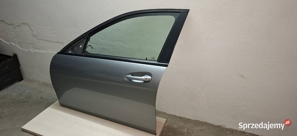 Drzwi lewe przód Mercedes W204 osobowe