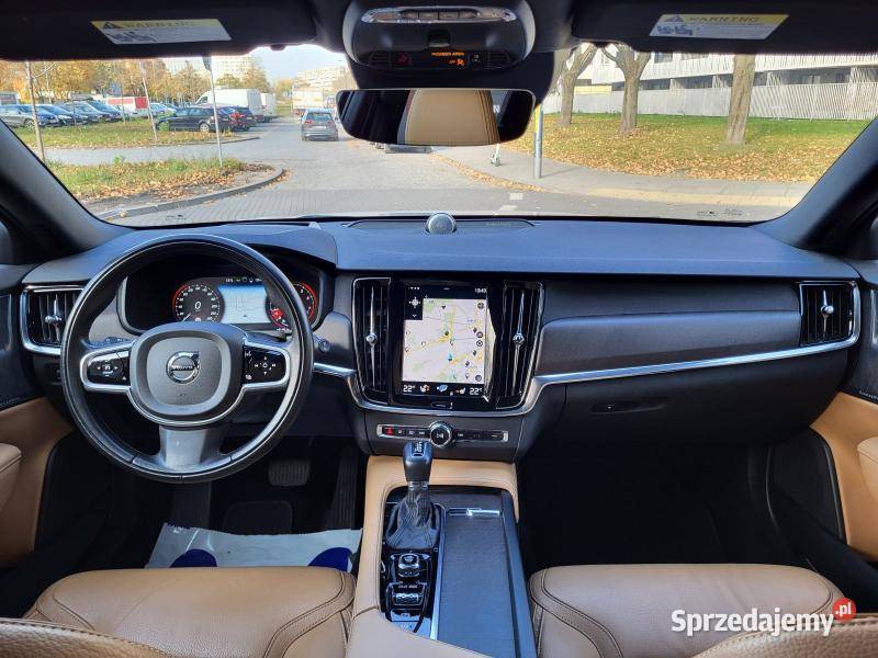 Cross Country AWD4X4 20 benzyna T6 310 automatyczna Warszawa