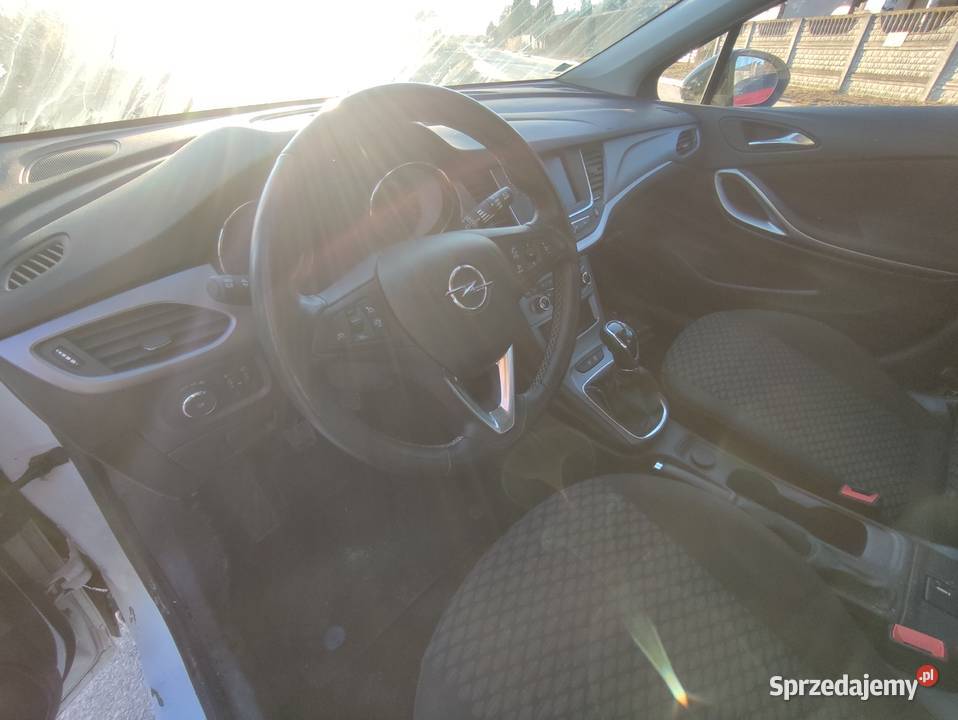 Astra K 2021 benzyna 42000 Kielce