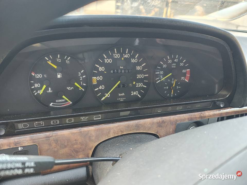 Mercedes W126 500 SE zarejestrowany opłacony Stalowa Wola