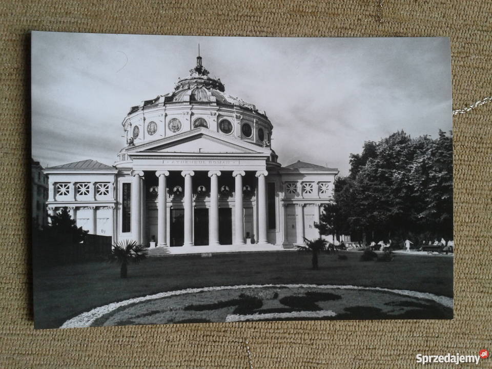 ROMANIAN ATHENAEUM BUDYNEK Z SALĄ KONCERTOWĄ W Piszczac