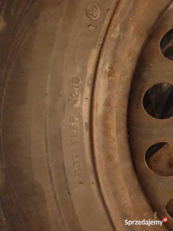 Koła felgi stalowe opony zimowe kołpaki 4 sztuki Tuszyn