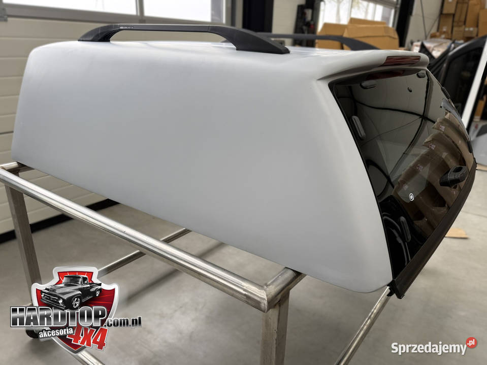 Zabudowa paki Hardtop Isuzu D 2020 Boki Pełne
