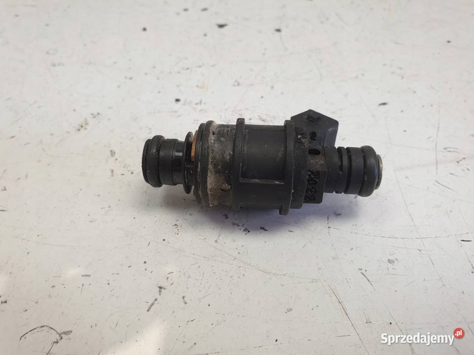 Opel Vectra C 18 16V WTRYSKIWACZ wtrysk 5WK93151
