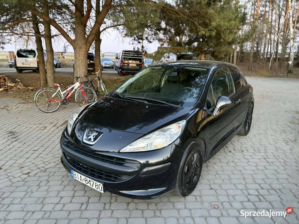 Peugeot 207 14 benzyna 2008r klima ASR (kontrola trakcji) Białystok