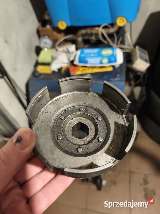 Kosz sprzęgłowy WSK Tłuszcz