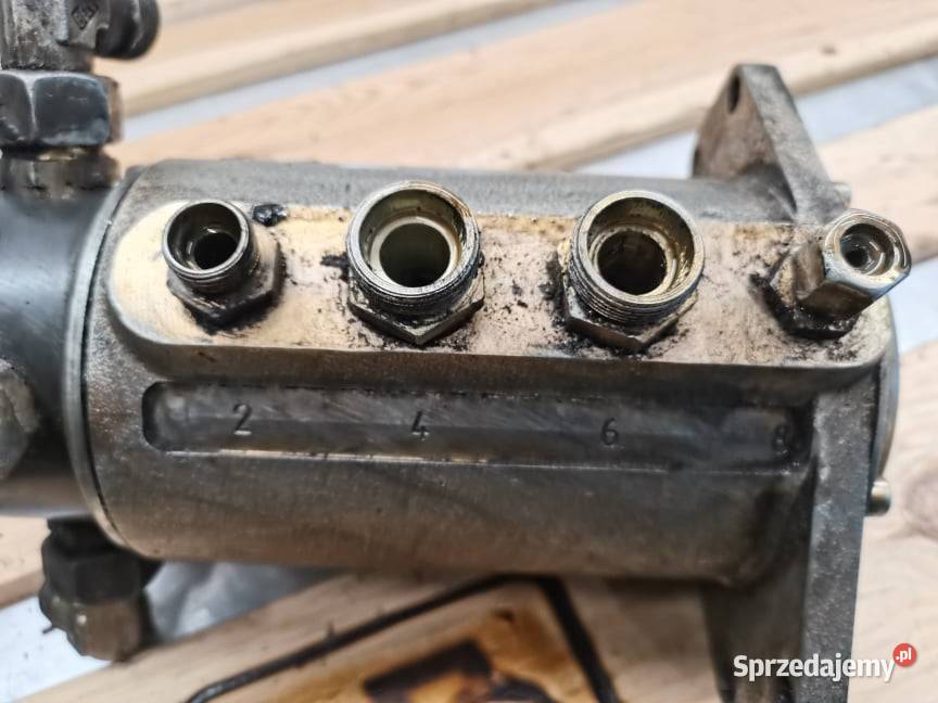 Neuson 6002 Kolumna obrotu