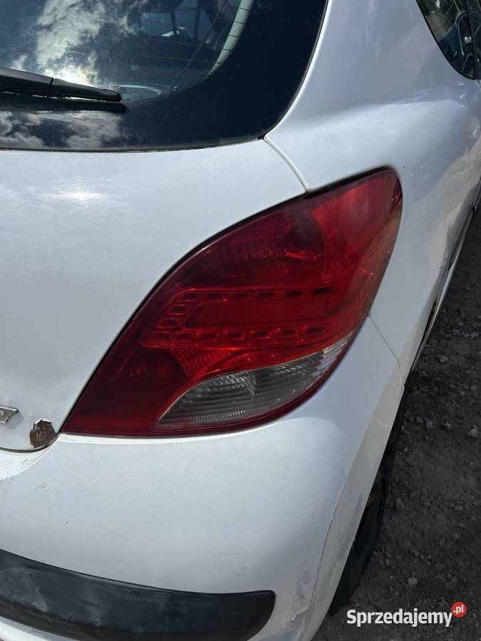 lampa tylna lampy tylne Peugeot 207 przedlift fl Bodzentyn
