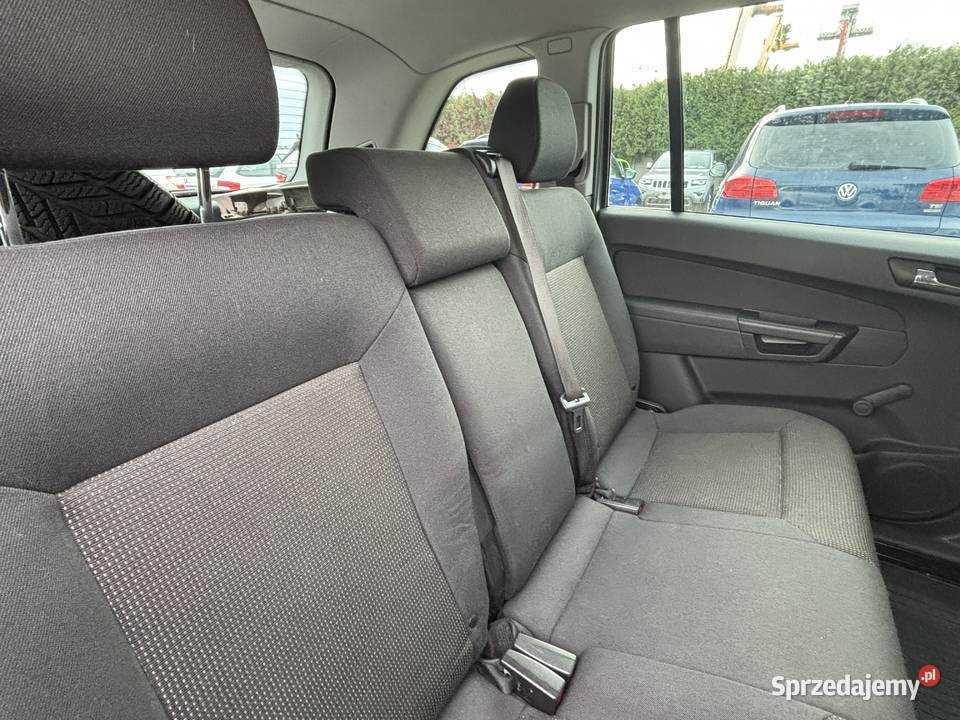 Opel Zafira nieuszkodzony Motoryzacja Paniówki