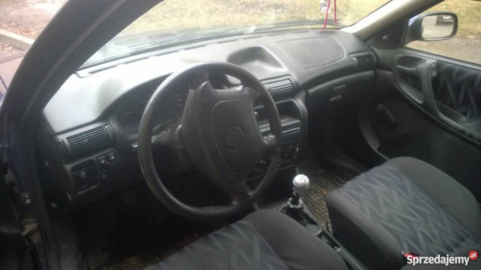 Opel Astra F Kombi 16 8v 1995r centralny zamek Łąck sprzedam