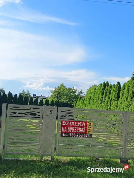 Sprzedam działkę budowlaną w Konopiskach Częstochowa
