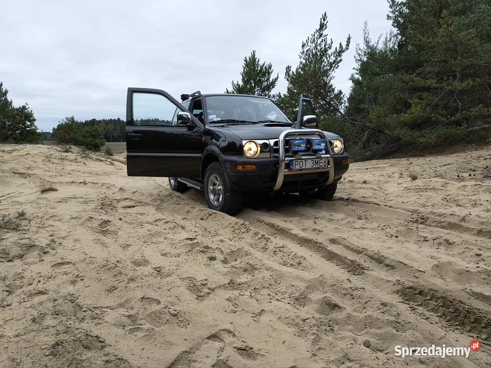 Ford Maverick Nissan Terrano Grabów nad Prosną