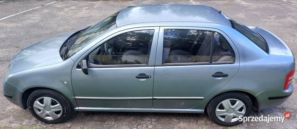 Skoda Fabia benzyna 14 68 Sedan auto idealne Praszka