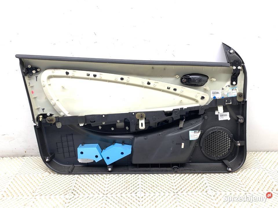 BOCZEK DRZWI PRAWY PRZÓD RENAULT MEGANE III Tapicerki samochodowe