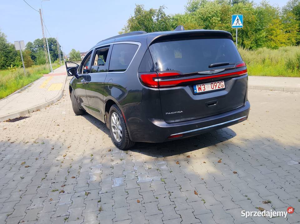 Chrysler Pacifica Touring 36 V6 24V VVT 183879km mazowieckie sprzedam