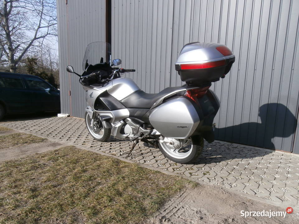 honda nt 700 deuville