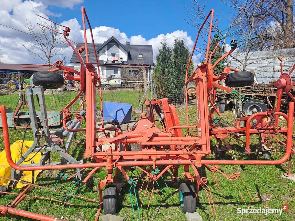 Przetrząsacz przetrząsarka pająk do siana Zgrabiarki i przetrząsacze Limanowa
