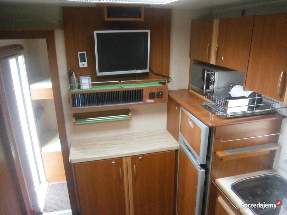 Samochód kempingowy Iveco Daily Truck Kinder więcej niż 2 Lasek