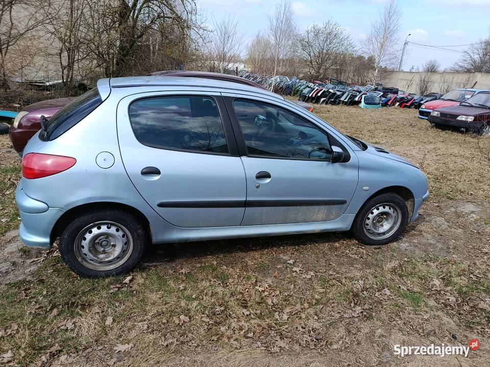 Peugeot 206 20 66 kW 2001 r dawca części Szklarka Myślniewska sprzedam