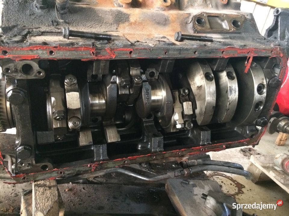 Wał Korbowy Iveco V8 Fiat 19038 TurboStar 380 ciężarowe Maszewo