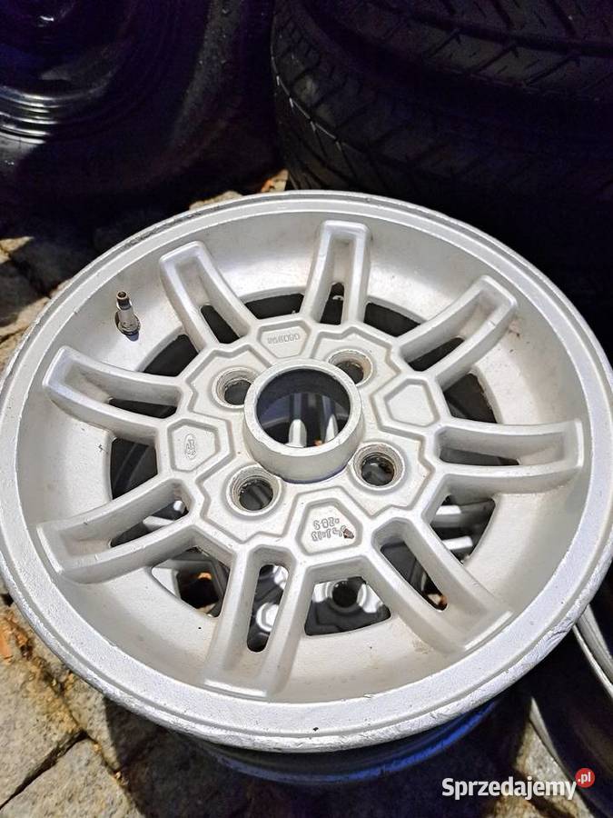 FELGA ALUMINIOWA KOMPLET 4 FORD CAPRI TAUNUS Pruszków