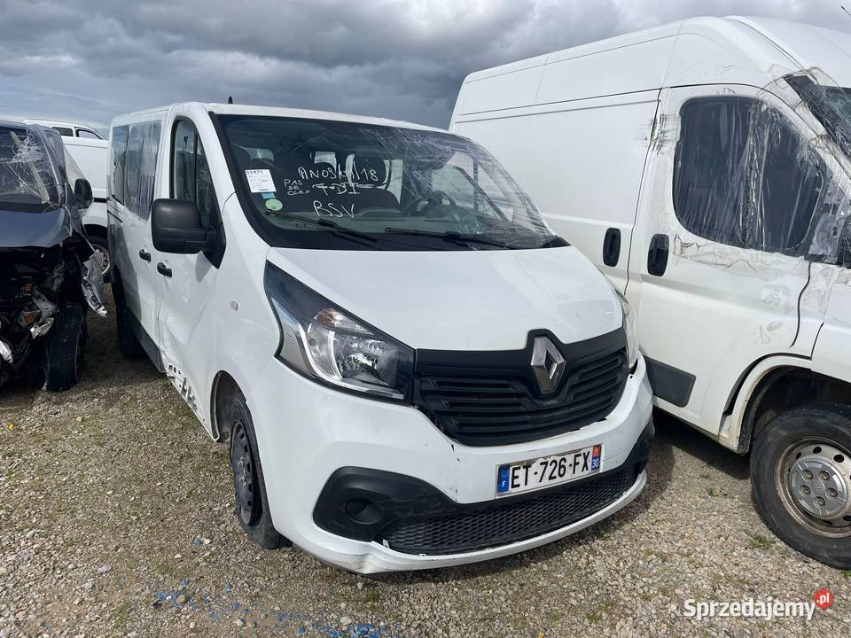 RENAULT Trafic III 16 DCi 125 9 miejsc ET726 diesel