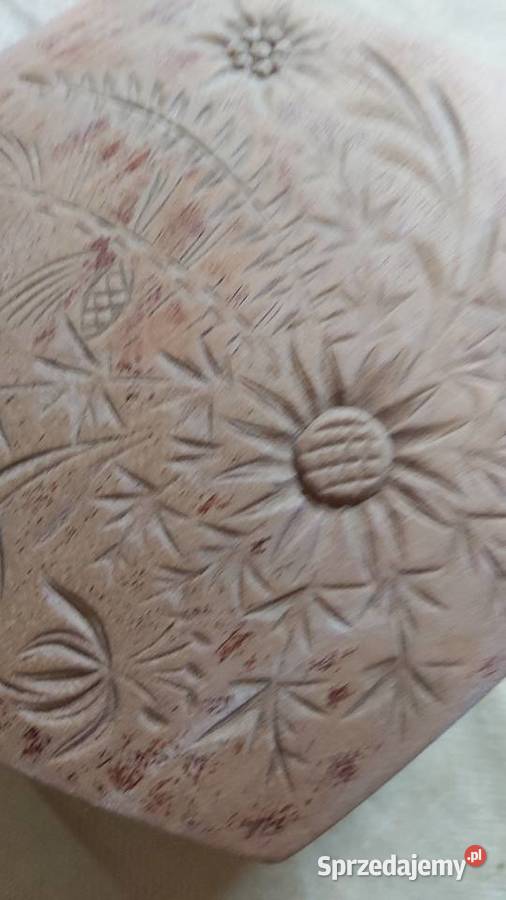 Drewniane pudełko rzeźbione stare łódzkie Zgierz