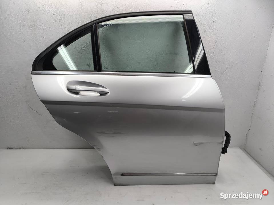 DRZWI PRAWY TYŁ KOMPLETNE MERCEDES W204 LIFT sprzedam
