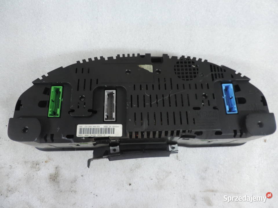 Licznik zegary AUDI A6 C5 19 TDI 4B0920930K