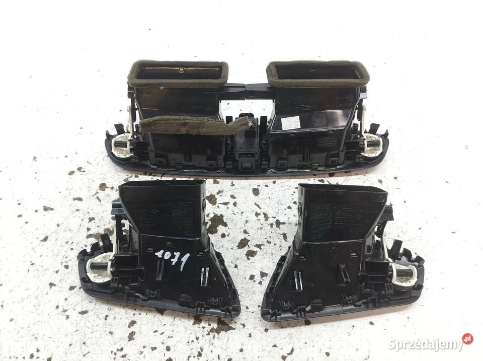 KRATKI NAWIEWU ŚRODKOWA LEWA PRAWA KOMPLET DESKI osobowe Kratki nawiewu