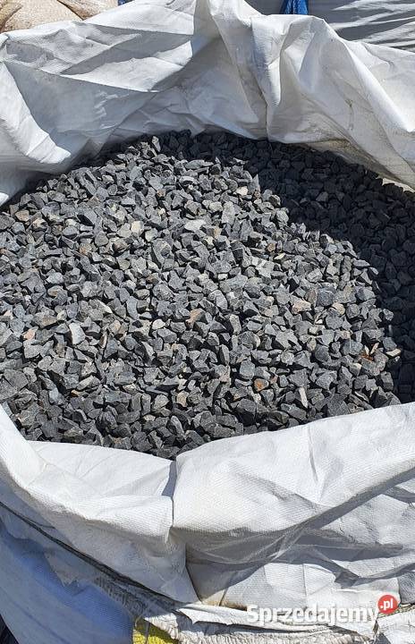 Grys ciemny granit czarny dekoracyjne kamyczki Bielawa