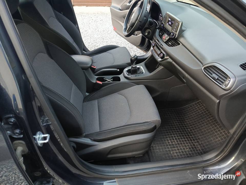 Hyundai I30 15 kombi 2021 światła LED Dąbrowa Górnicza
