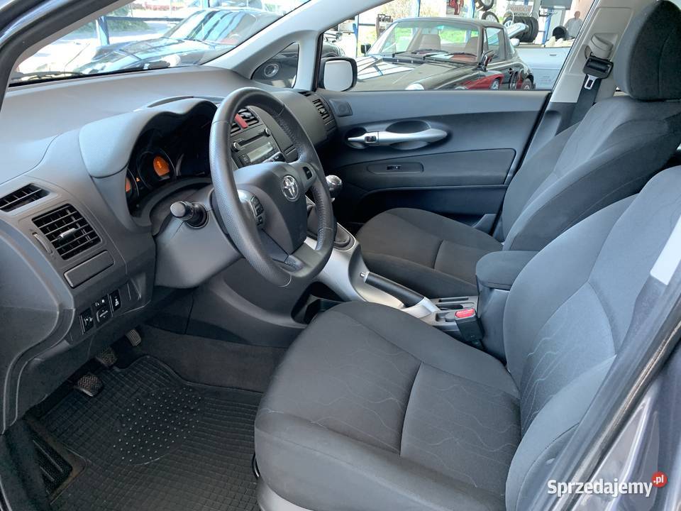 Toyota Auris 14 D4D 90 SKRZYNIA 6 BIEGOWA 37350km Kraków