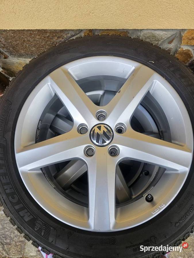 felgi aluminiowe WV 17 z oponami zimowymi Pozostałe sprzedam