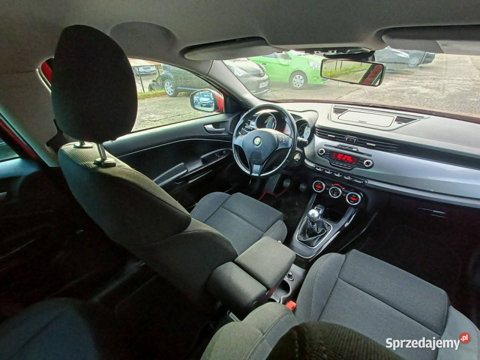 Alfa Romeo Giulietta z Niemiec opłatach Tomaszów Mazowiecki