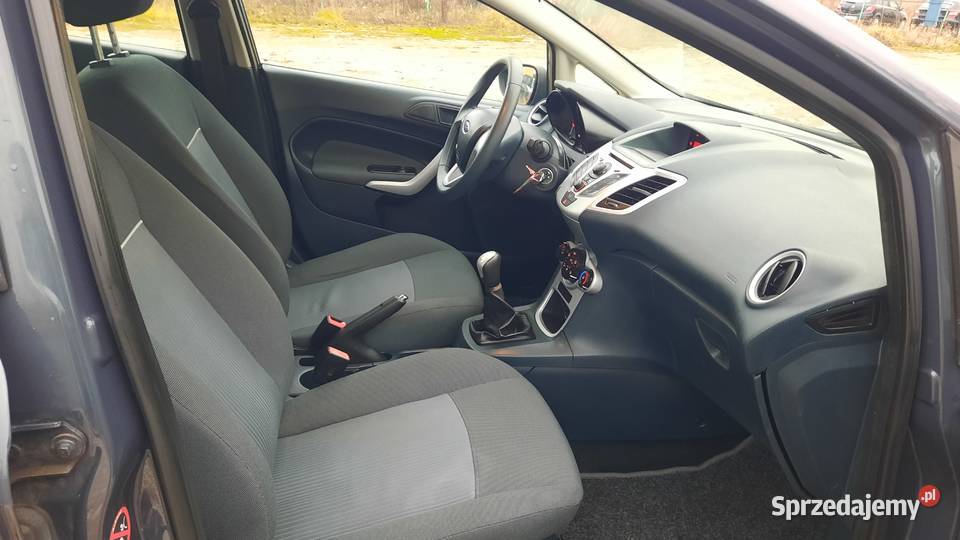 Ford Fiesta 125 Benzyna 2012 r Klima sprawna Kraśnik