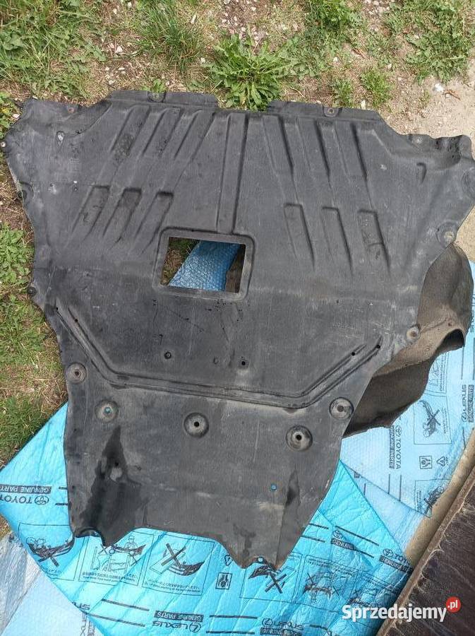Audi TT RSTT III 8S osłona pod silnikdodatki Łódź