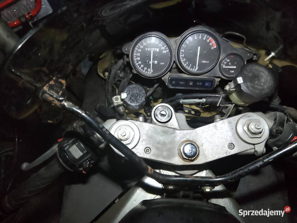 Yamaha yzf 750 sportowy Jazowa