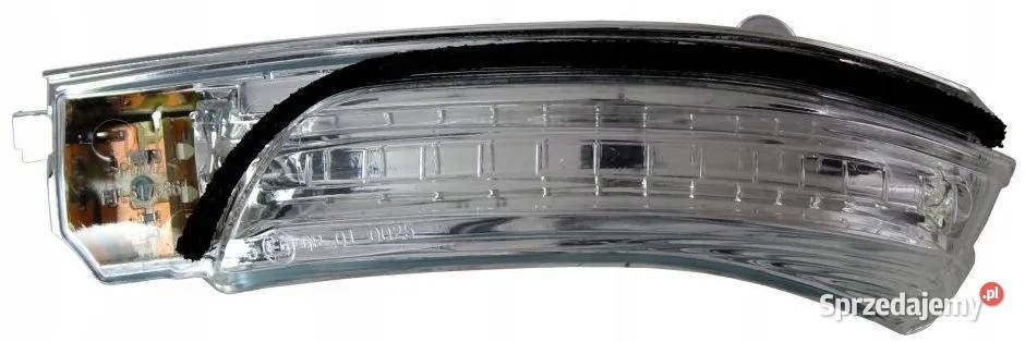 TOYOTA Avensis Lampa kierunkowskaz lewy Kąty Wrocławskie