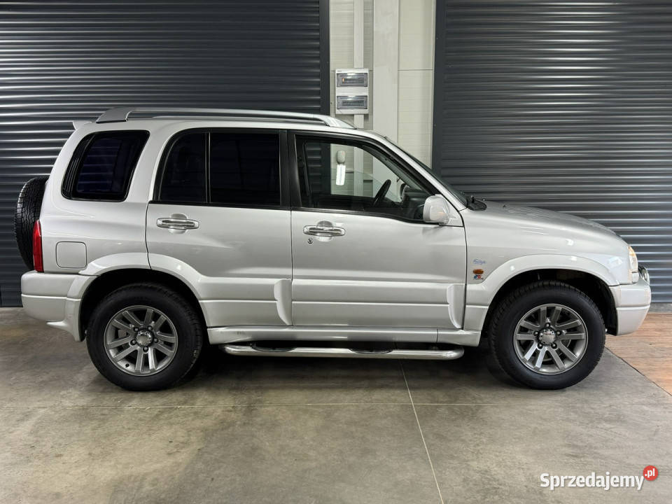 Suzuki Grand Vitara 20 16V skóry full idealna Grand Vitara Chechło