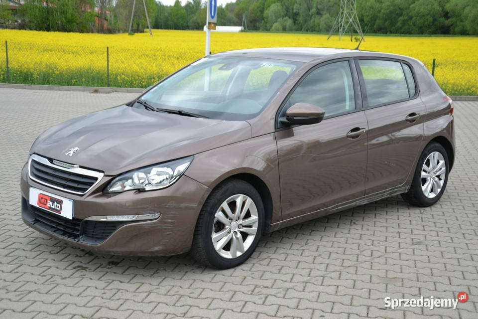 Peugeot 308 12 benzyna 110 tablet ledy komputer Kęty