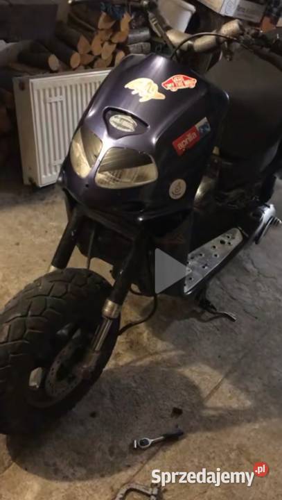 Aprilia rally nieuszkodzony Małdyty