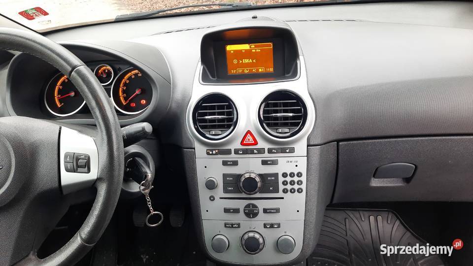 Opel Corsa Lift 14 16V Benzyna Klima Alu Zadbana gniazdo AUX Kraśnik sprzedam