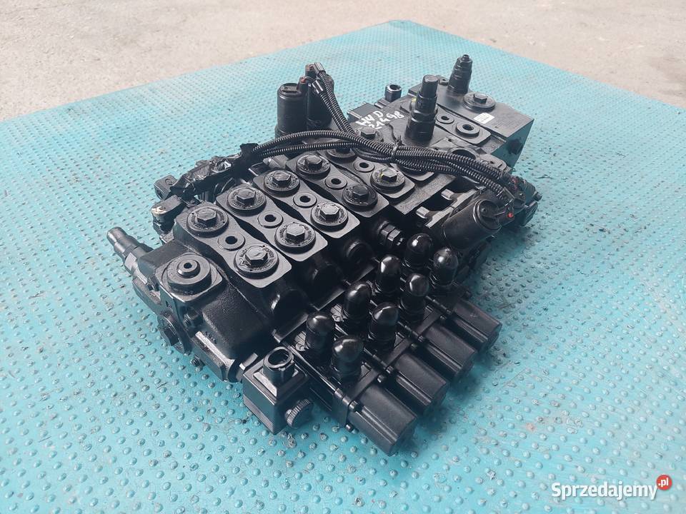 6 Sekcji Rozdzielacz Manitou 113700098 HYD 21498