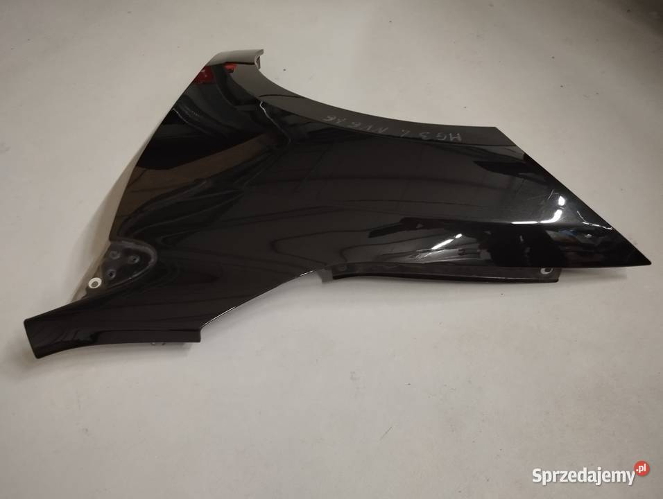 Błotnik lewy przód Megane III 3 NV676 osobowe Łask sprzedam