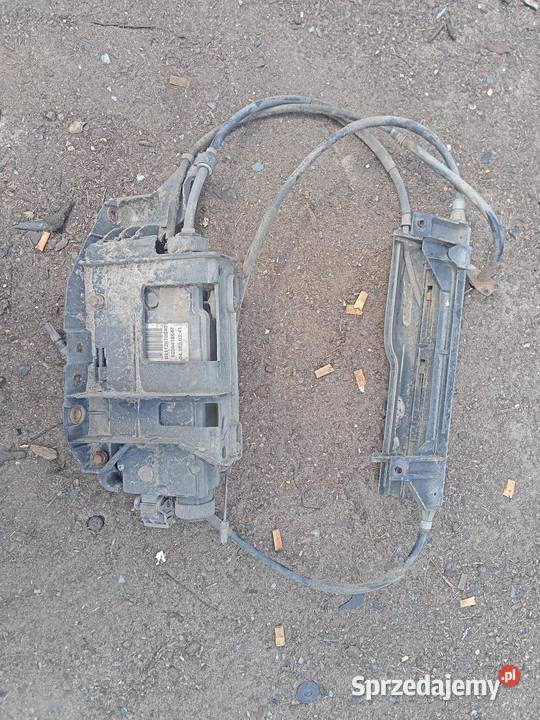 Hamulec ręczny elektryczny 8200418647 Renault osobowe Pozostałe Opoczno