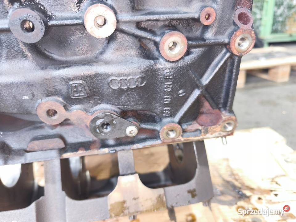BLOK SILNIKA AUDI A4 B8 A5 8T 27 TDI CAM Przystajń sprzedam